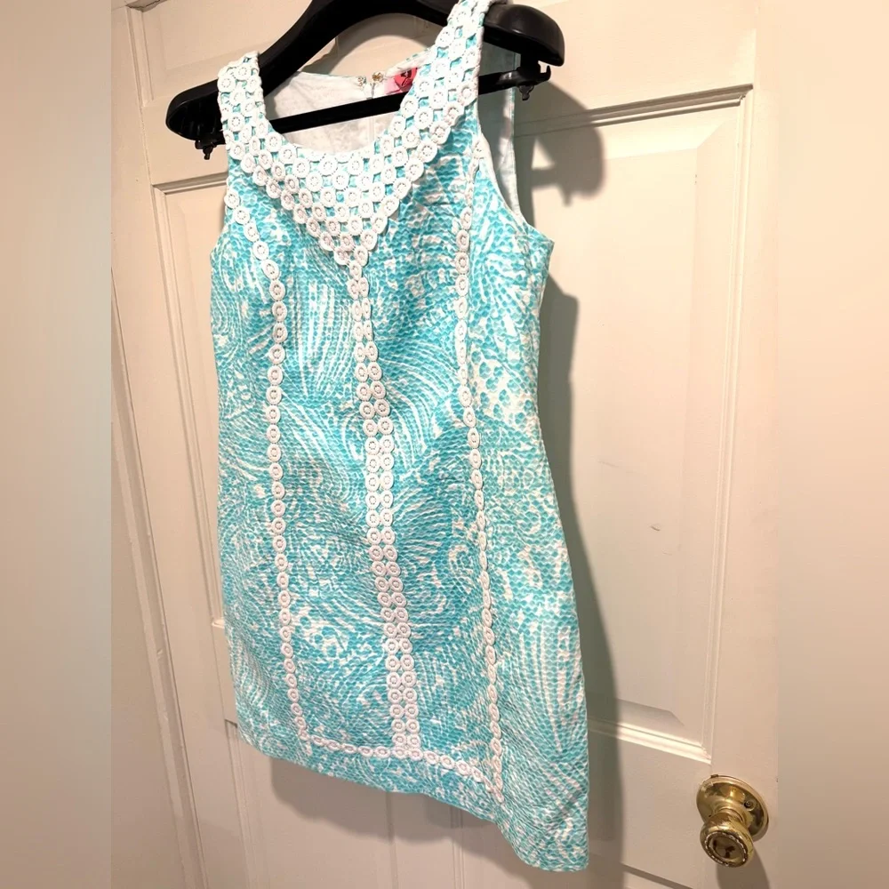 Lilly Pulitzer EUC Size 6 MacFarlane Shorely Blue Sea Cup Lace Detail Mini Dress - Picture 4 of 14
